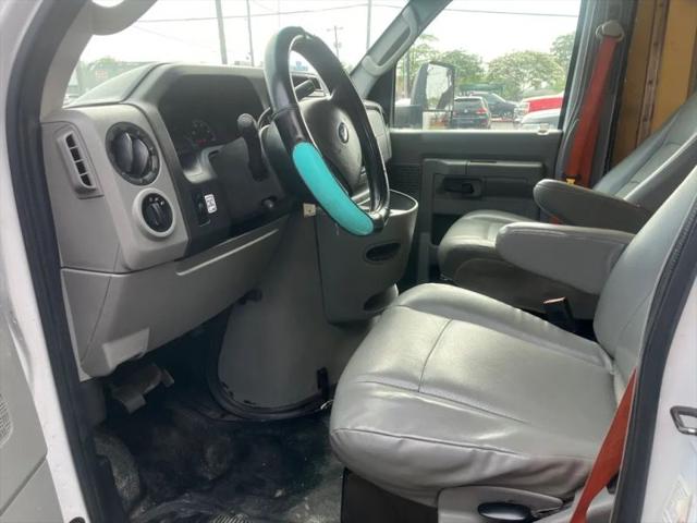 2016 Ford E-350 Cutaway Base