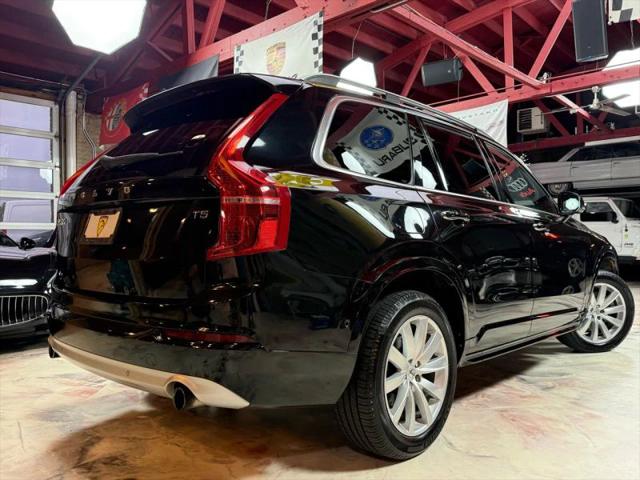 2018 Volvo XC90 T5 Momentum