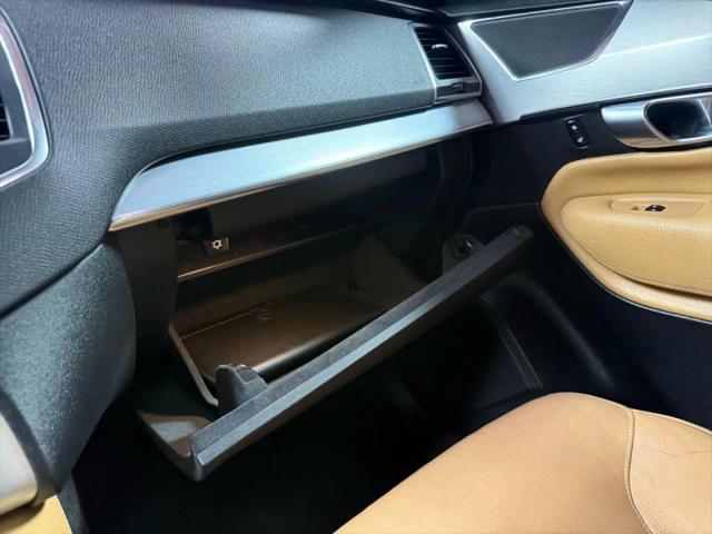 2018 Volvo XC90 T5 Momentum