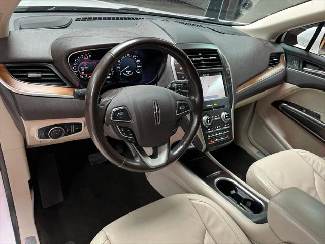 2019 Lincoln MKC Select
