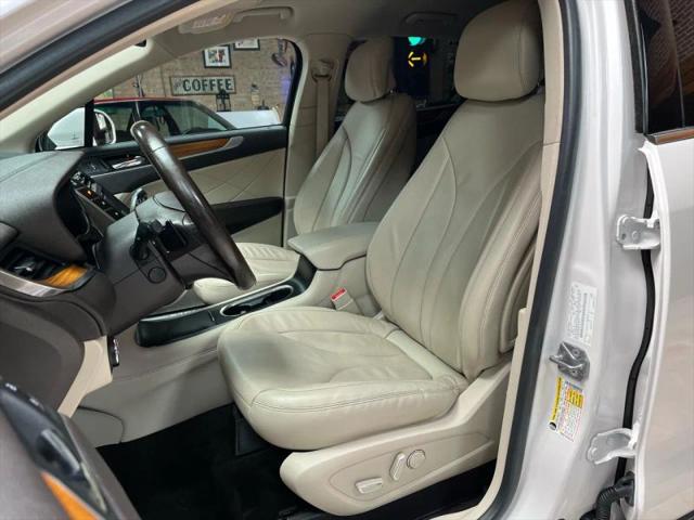 2019 Lincoln MKC Select