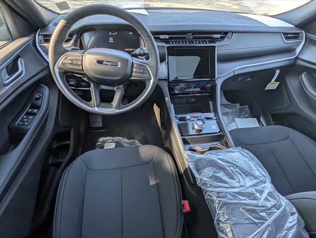 2026 Jeep Grand Cherokee L Altitude 4x4