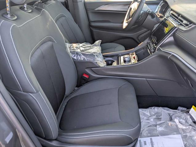 2026 Jeep Grand Cherokee L Altitude 4x4