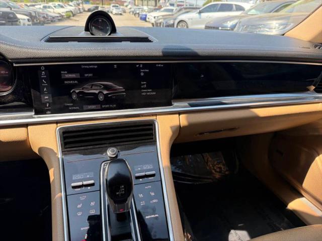 2017 Porsche Panamera Base