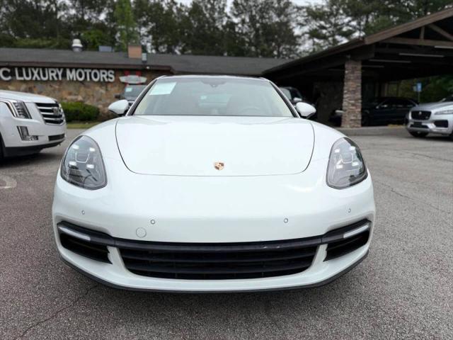 2017 Porsche Panamera Base