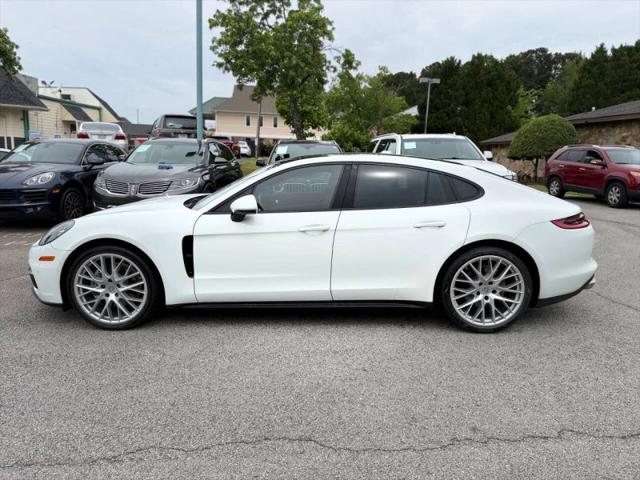 2017 Porsche Panamera Base