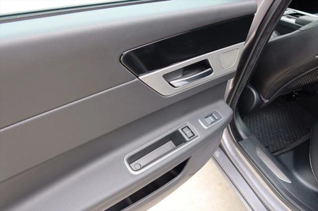 2020 Jaguar XF 30t Prestige AWD Automatic
