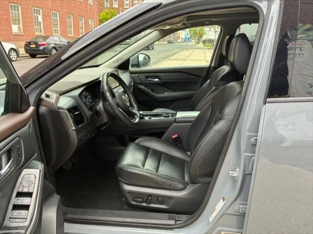 2022 Nissan Rogue SL Intelligent AWD