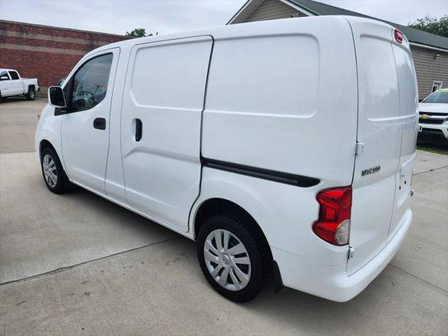 2017 Nissan NV200 SV