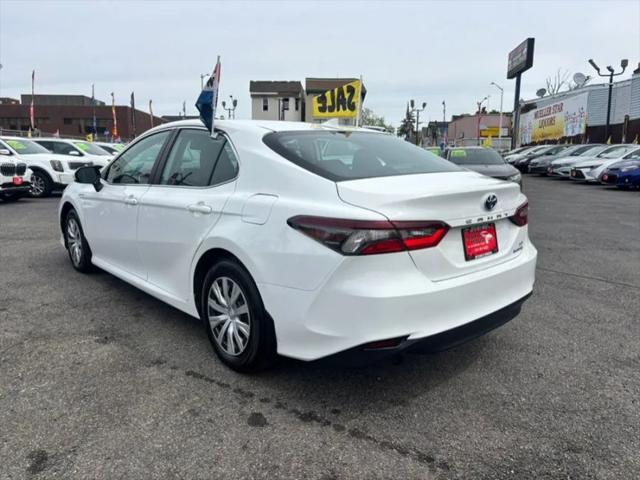 2021 Toyota Camry LE Hybrid