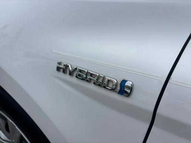 2021 Toyota Camry LE Hybrid