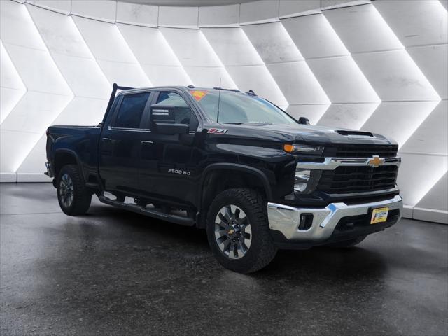 2025 Chevrolet Silverado 2500HD 4WD Crew Cab Standard Bed LT