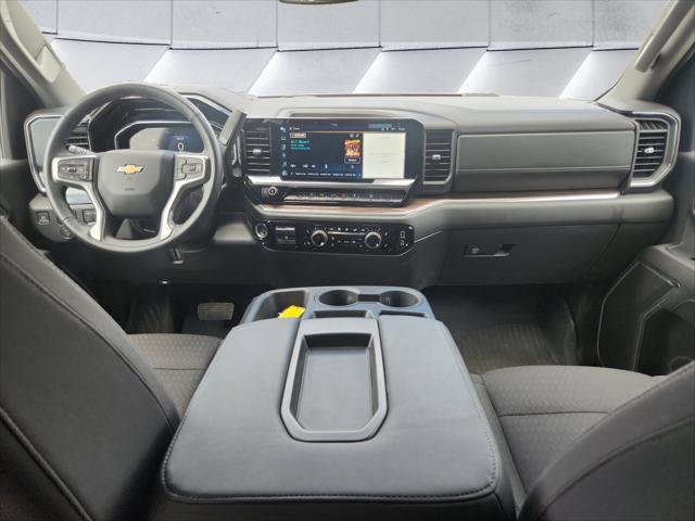 2025 Chevrolet Silverado 2500HD 4WD Crew Cab Standard Bed LT