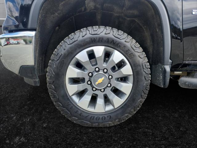 2025 Chevrolet Silverado 2500HD 4WD Crew Cab Standard Bed LT