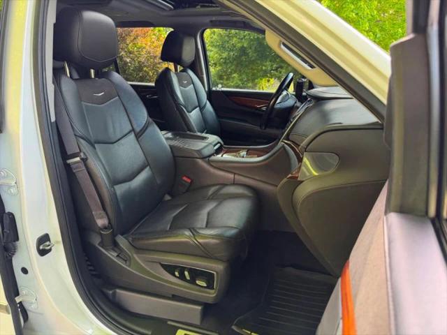 2016 Cadillac Escalade Premium Collection