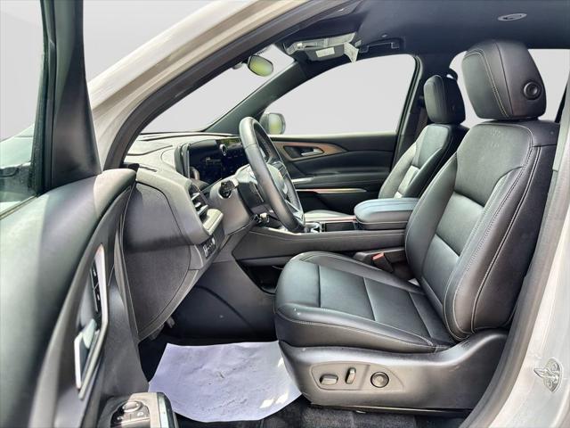 2026 Chevrolet Traverse AWD LT