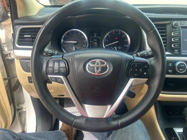 2016 Toyota Highlander Limited Platinum V6