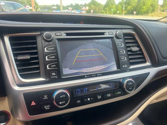 2016 Toyota Highlander Limited Platinum V6