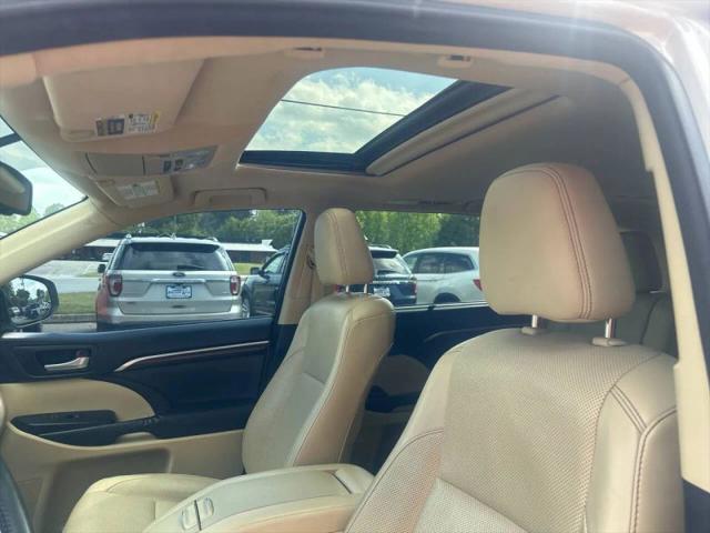 2016 Toyota Highlander Limited Platinum V6