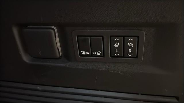2023 Chevrolet Tahoe 4WD RST