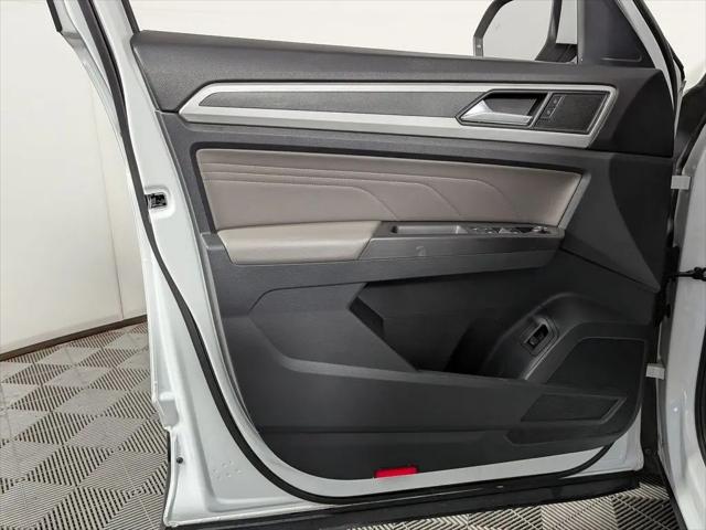 2022 Volkswagen Atlas Cross Sport 2.0T SEL