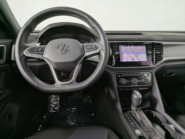 2022 Volkswagen Atlas Cross Sport 2.0T SEL