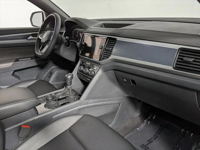 2022 Volkswagen Atlas Cross Sport 2.0T SEL