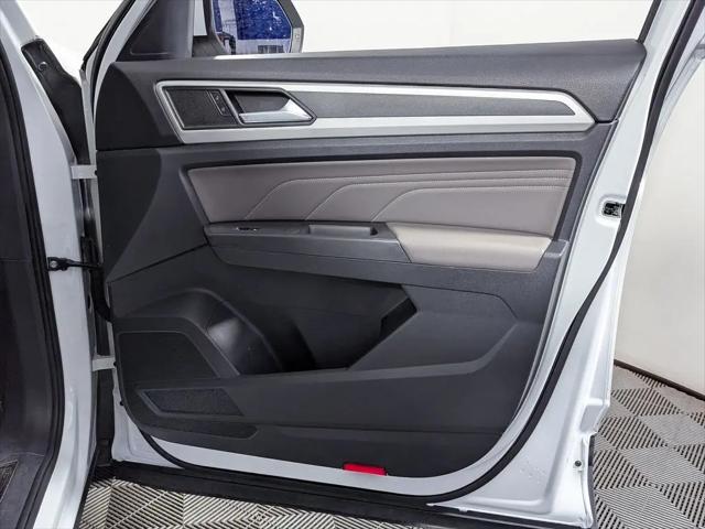 2022 Volkswagen Atlas Cross Sport 2.0T SEL