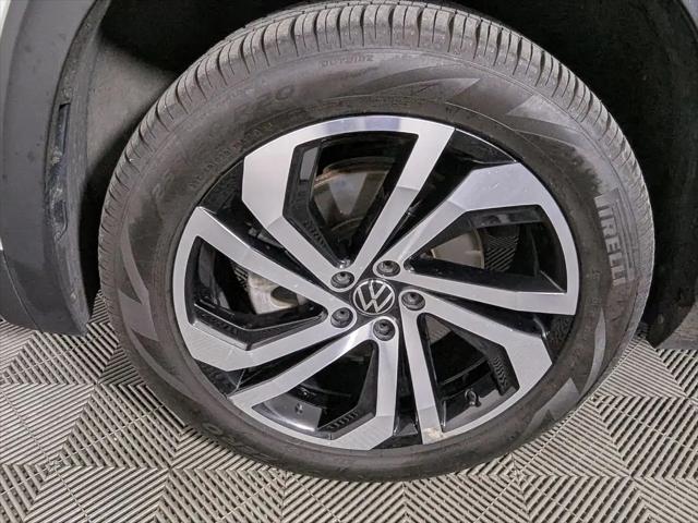 2022 Volkswagen Atlas Cross Sport 2.0T SEL