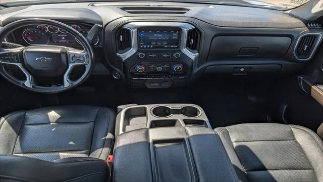 2022 Chevrolet Silverado 1500 4WD Crew Cab Short Bed RST