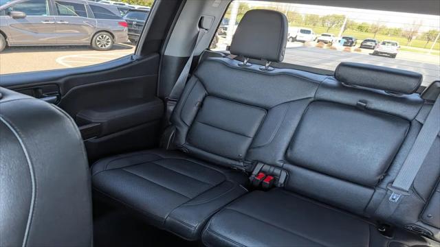 2022 Chevrolet Silverado 1500 4WD Crew Cab Short Bed RST