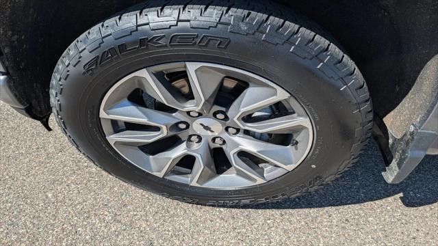 2022 Chevrolet Silverado 1500 4WD Crew Cab Short Bed RST