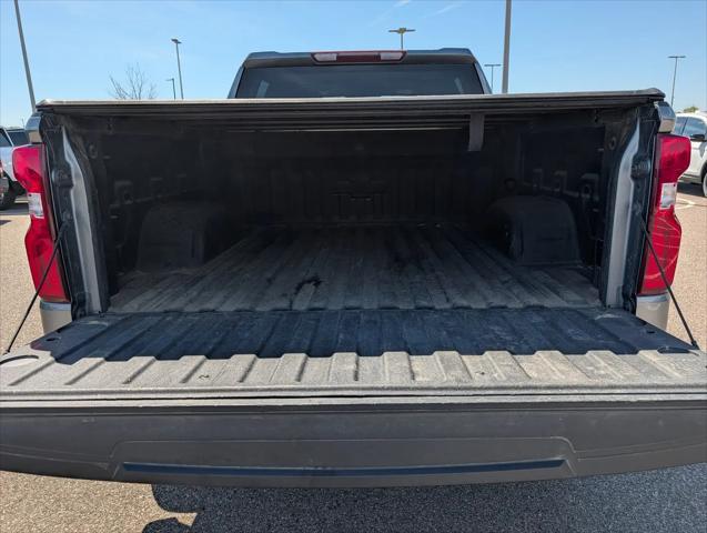 2022 Chevrolet Silverado 1500 4WD Crew Cab Short Bed RST