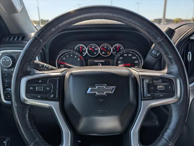 2022 Chevrolet Silverado 1500 4WD Crew Cab Short Bed RST