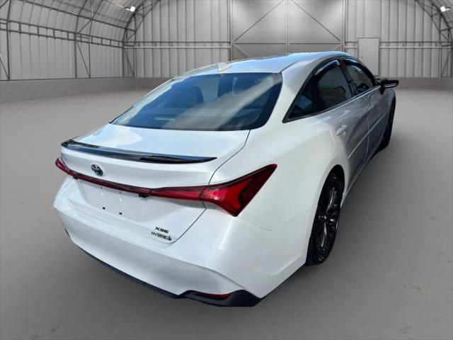 2019 Toyota Avalon Hybrid XSE