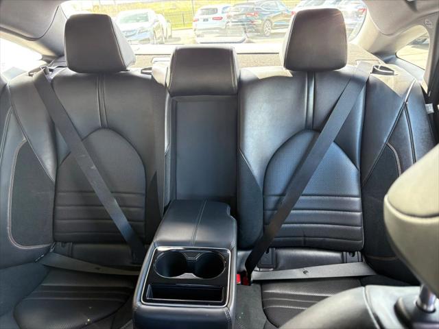 2019 Toyota Avalon Hybrid XSE