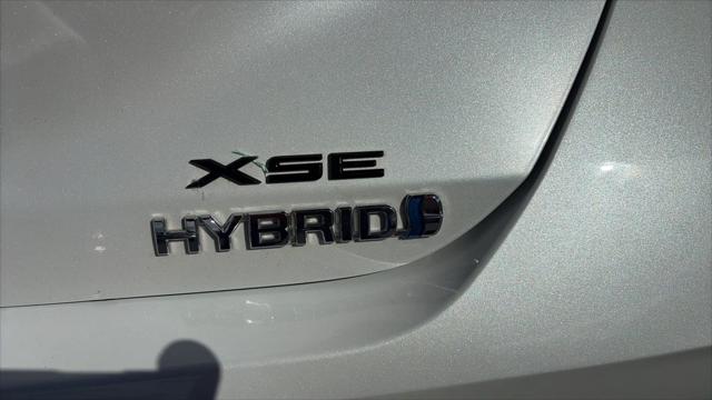 2019 Toyota Avalon Hybrid XSE