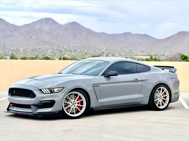 2016 Ford GT Shelby GT350 Coupe 2D