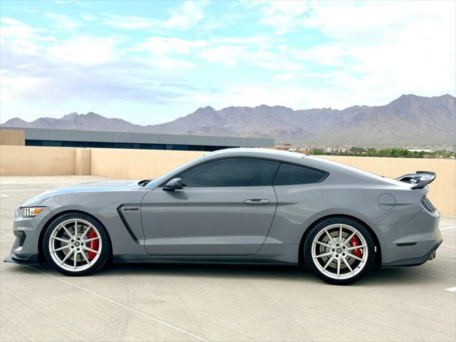 2016 Ford GT Shelby GT350 Coupe 2D