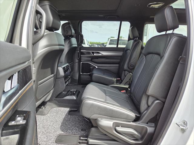 2026 Jeep Grand Wagoneer 4x4