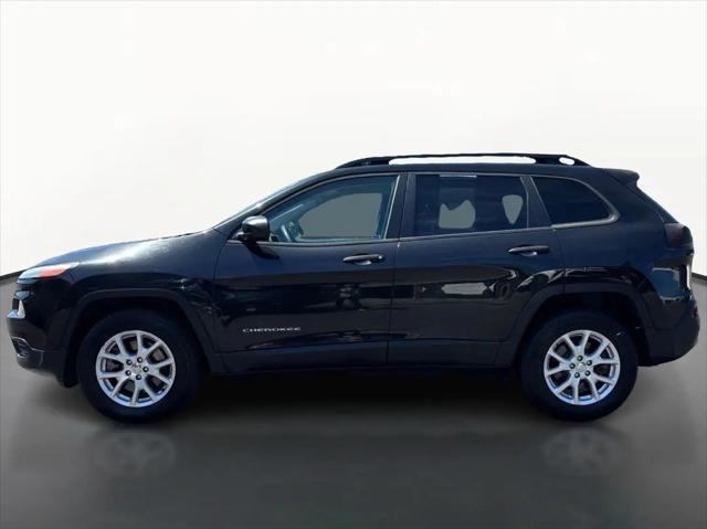2016 Jeep Cherokee Sport