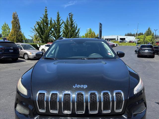 2016 Jeep Cherokee Sport