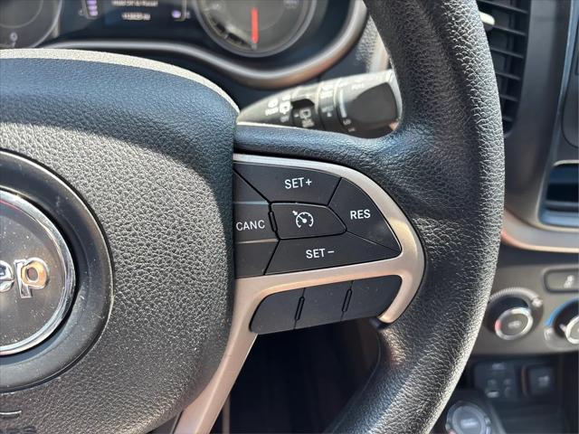 2016 Jeep Cherokee Sport