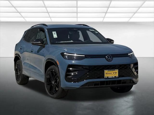 2026 Volkswagen Tiguan SE R-Line Black