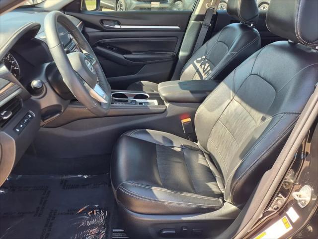 2022 Nissan Altima SL FWD