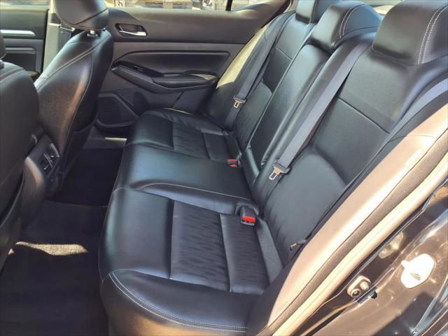 2022 Nissan Altima SL FWD