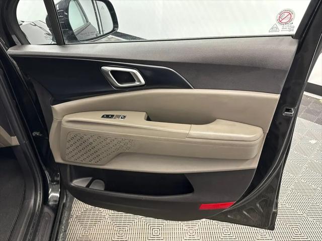 2025 Kia Carnival MPV LXS