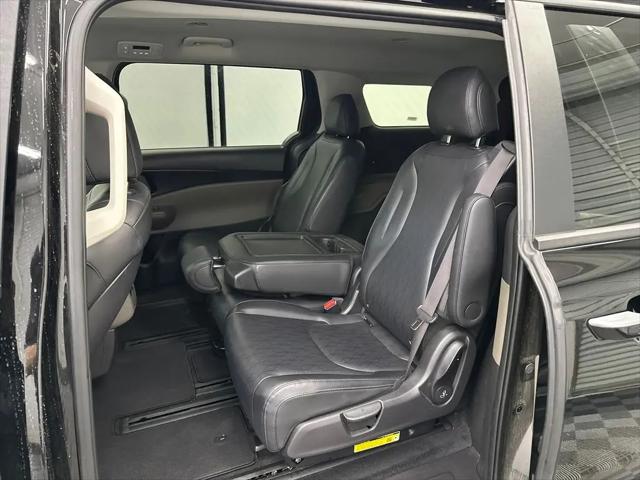 2025 Kia Carnival MPV LXS
