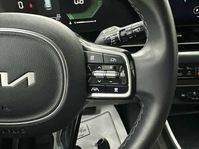 2025 Kia Carnival MPV LXS