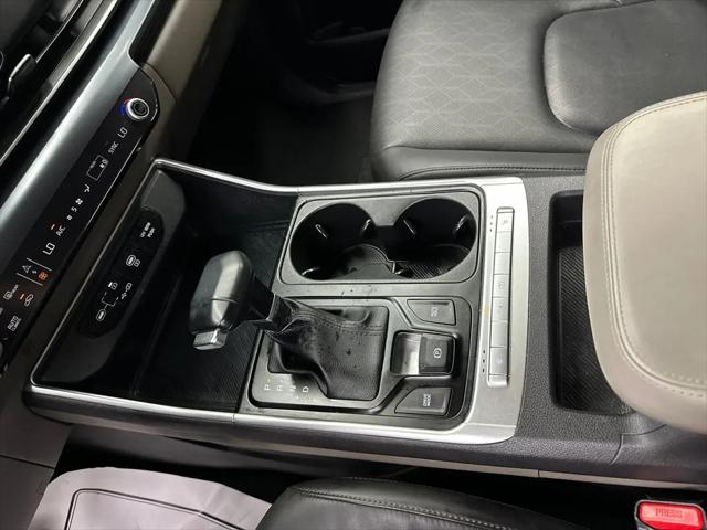 2025 Kia Carnival MPV LXS